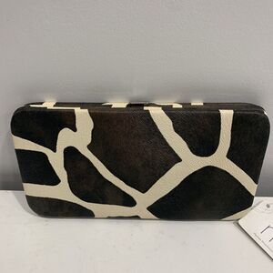 Minicci Hard Case Clutch Wallet Checkbook Credit Card Giraffe Print Brand New